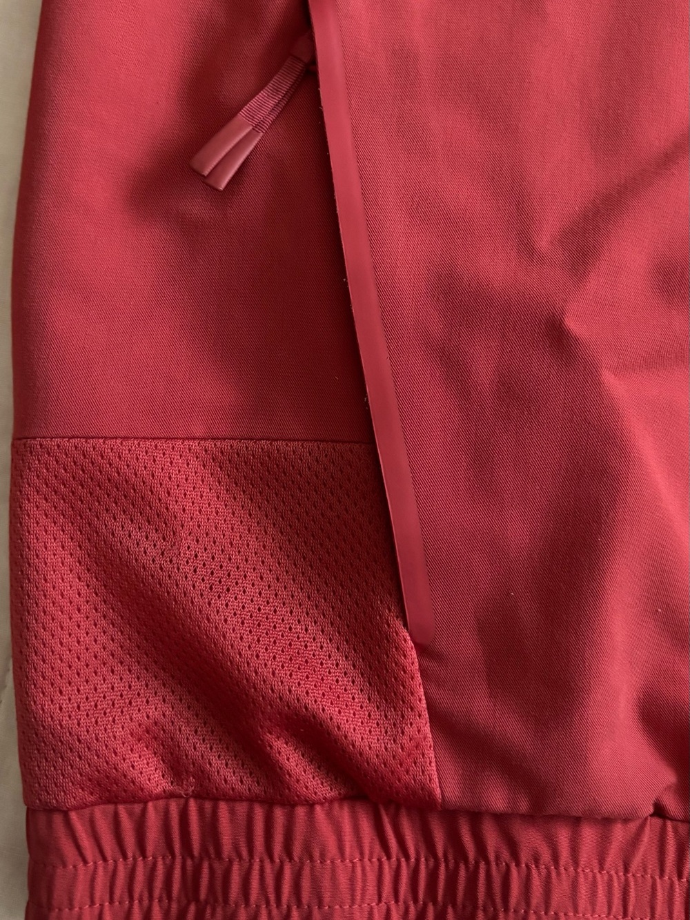 FIGS Performance Jacket Raspberry Sorbet Size Medium - Picture 7 of 15